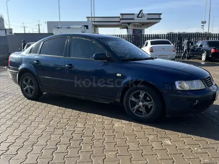 Volkswagen Passat 1996 года за 1 000 000 тг. в Уральск – фото 3