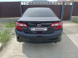 Toyota Camry 2014 годаfor7 100 000 тг. в Атырау – фото 4