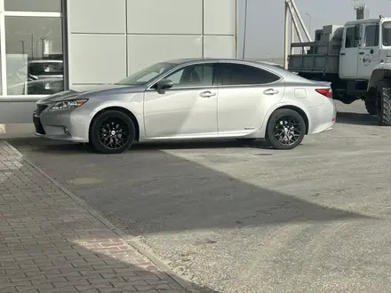 Lexus ES 300h 2015 года за 10 500 000 тг. в Жетыбай – фото 10