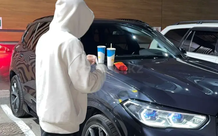 BMW X5 2020 года за 40 000 000 тг. в Астана