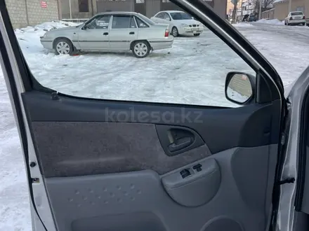 Toyota Yaris Verso 2002 года за 3 000 000 тг. в Алматы – фото 18