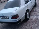 Mercedes-Benz E 230 1992 года за 1 500 000 тг. в Тараз – фото 4