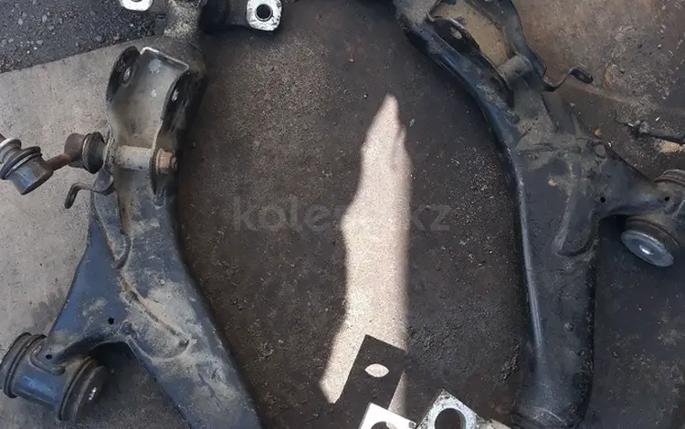 Рычаг Lexus GS 190 за 20 000 тг. в Алматы
