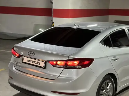 Hyundai Elantra 2018 года за 7 100 000 тг. в Алматы – фото 6