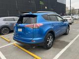 Toyota RAV4 2016 годаүшін6 100 000 тг. в Актобе – фото 3