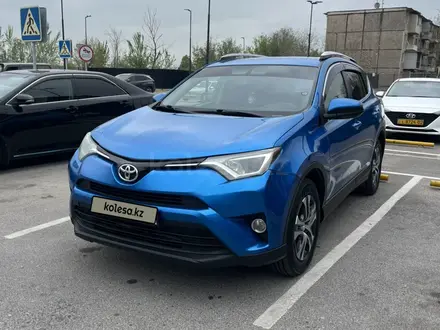 Toyota RAV4 2016 года за 6 250 000 тг. в Актобе – фото 5