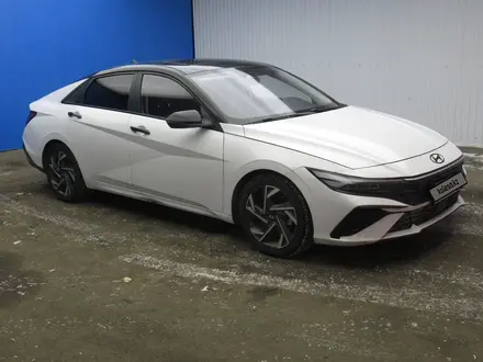 Hyundai Elantra 2024 года за 8 219 000 тг. в Актобе – фото 5