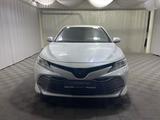 Toyota Camry Luxe 2020 года за 12 800 000 тг. в Алматы – фото 5