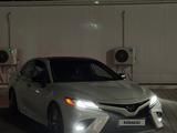 Toyota Camry 2018 года за 12 700 000 тг. в Караганда – фото 3
