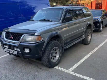 Mitsubishi Montero Sport 2001 года за 3 000 000 тг. в Астана