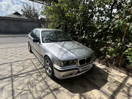 BMW 328 1996 года за 3 000 000 тг. в Шымкент