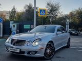 Mercedes-Benz E 320 2002 года за 5 200 000 тг. в Астана