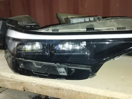 Задний стоп Kia K7 за 200 000 тг. в Кокшетау
