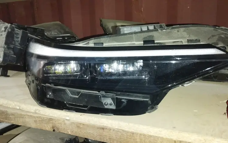 Задний стоп Kia K7 за 200 000 тг. в Кокшетау