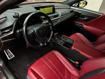 Lexus ES 250 F Sport 2.5 2021 года за 21 500 000 тг. в Алматы – фото 12