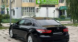 Toyota Camry 2018 года за 13 500 000 тг. в Алматы – фото 3