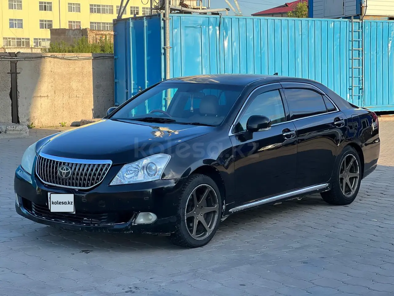Toyota Crown Majesta, 2010