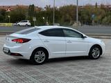 Hyundai Elantra 2019 года за 8 500 000 тг. в Уральск – фото 5