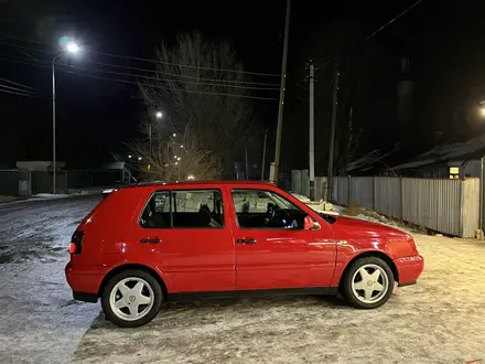 Volkswagen Golf 1997 года за 3 000 000 тг. в Алматы