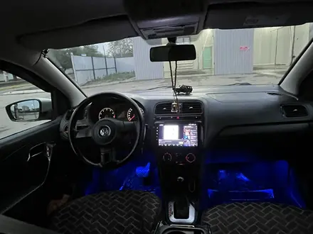 Volkswagen Polo 2014 года за 4 800 000 тг. в Актобе – фото 24