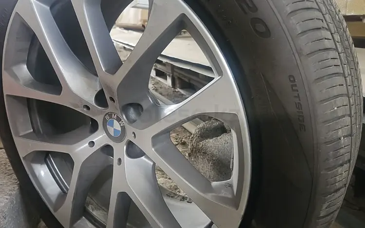Pirelli на бмв x5 g05 за 320 000 тг. в Шымкент