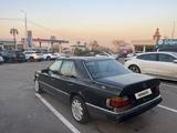 Mercedes-Benz E 230 1992 года за 950 000 тг. в Алматы – фото 2