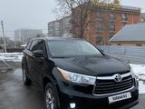 Toyota Highlander 2015 года за 14 500 000 тг. в Алматы – фото 3