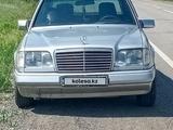 Mercedes-Benz E 230 1992 года за 2 200 000 тг. в Петропавловск – фото 2