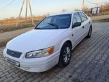 Toyota Camry 1997 года за 3 500 000 тг. в Актобе