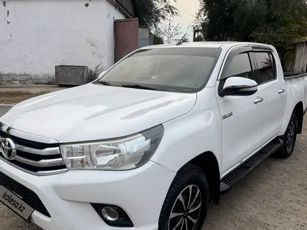 Toyota Hilux 2015 года за 13 750 000 тг. в Уральск – фото 5