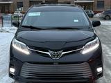 Toyota Sienna 2017 года за 9 480 000 тг. в Актобе