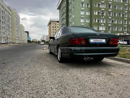 Mercedes-Benz E 320 1997 года за 4 800 000 тг. в Туркестан – фото 3