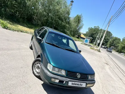 Volkswagen Passat 1995 года за 1 150 000 тг. в Алматы