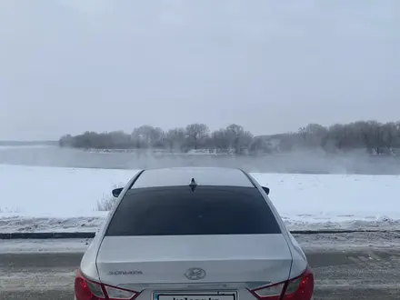Hyundai Sonata 2010 года за 3 100 000 тг. в Астана