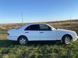 Mercedes-Benz E 200 1996 годаүшін1 700 000 тг. в Костанай – фото 4