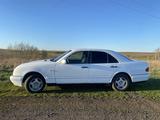 Mercedes-Benz E 200 1996 годаүшін1 700 000 тг. в Костанай – фото 2