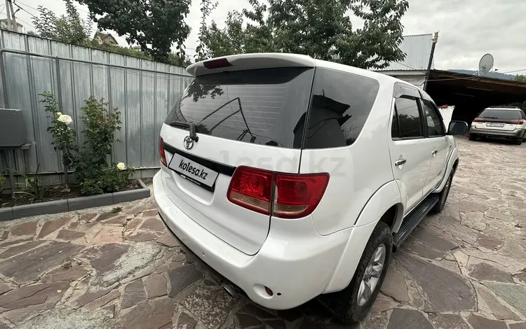 Toyota Fortuner 2006 года за 8 500 000 тг. в Алматы