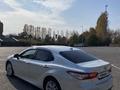 Toyota Camry 2019 годаfor14 200 000 тг. в Шымкент – фото 5