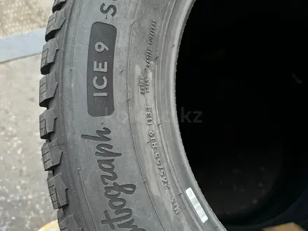 Шины Ikon tyres 265/45r21 шипованные за 950 000 тг. в Актау – фото 2