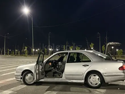 Mercedes-Benz E 280 1996 года за 1 500 000 тг. в Шымкент