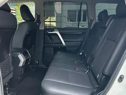 Toyota Land Cruiser Prado Prestige 2020 года за 23 990 000 тг. в Алматы – фото 11