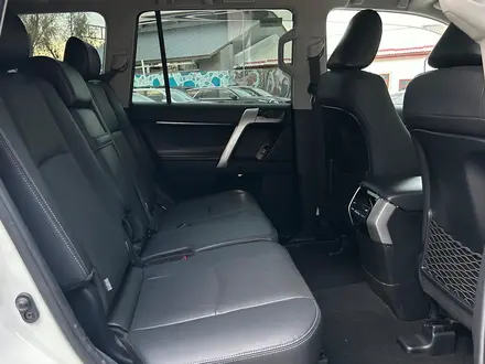Toyota Land Cruiser Prado Prestige 2020 года за 23 990 000 тг. в Алматы – фото 15