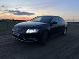 Volkswagen Passat 2012 года за 4 000 000 тг. в Уральск – фото 4