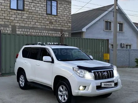 Toyota Land Cruiser Prado 2011 года за 14 800 000 тг. в Атырау – фото 4