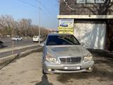 Mercedes-Benz C 200 2000 года за 2 750 000 тг. в Алматы