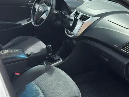 Hyundai Accent 2015 года за 3 300 000 тг. в Караганда – фото 7