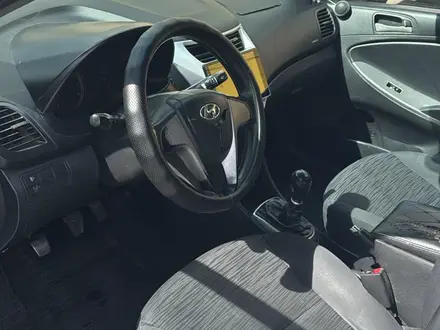 Hyundai Accent 2015 года за 3 300 000 тг. в Караганда – фото 8