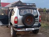 Chevrolet Niva 2007 года за 1 200 000 тг. в Уральск – фото 3