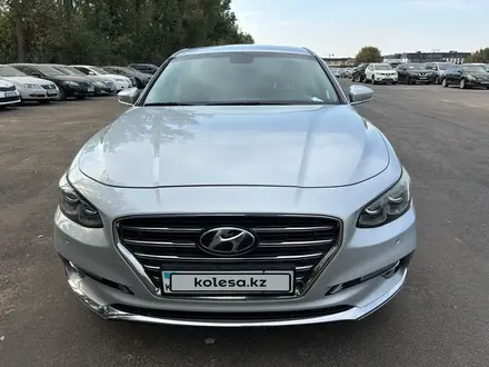 Hyundai Grandeur 2017 года за 9 690 000 тг. в Алматы – фото 2