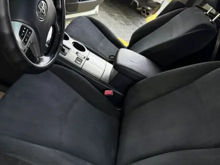 Toyota Highlander 2012 года за 13 000 000 тг. в Атырау – фото 6